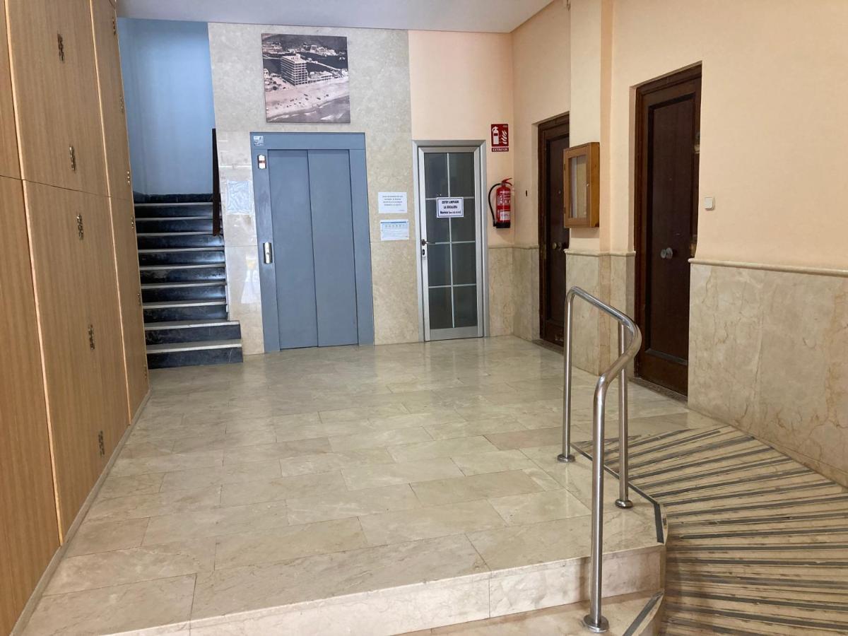 Beachfront And Renovated Apartment Cullera Esterno foto
