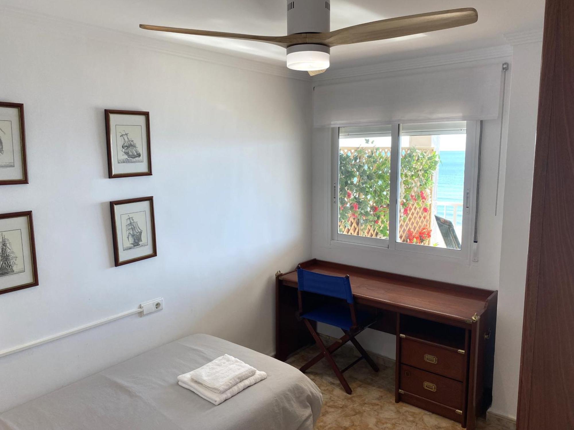 Beachfront And Renovated Apartment Cullera Esterno foto